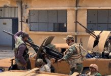 تجنيد السوريين للقتال في ليبيا.. كيف حولت الحرب بعضا من السوريين إلى مقاتلين مرتزقة؟