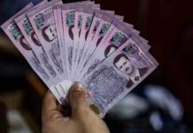 الليرة السورية تحافظ على ثباتها اليوم والذهب يرتفع الليرة السورية