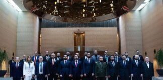 سوريا بين فراغ الشرعية وإعادة إنتاج السلطة: قراءة في سلوك حكومة الشرع